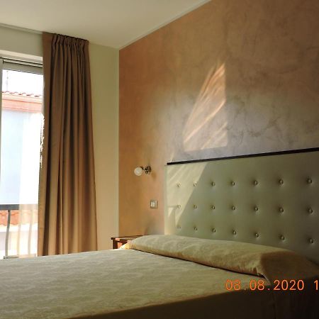 B&B Aquila Reale Portopalo Di Capo Passero Luaran gambar