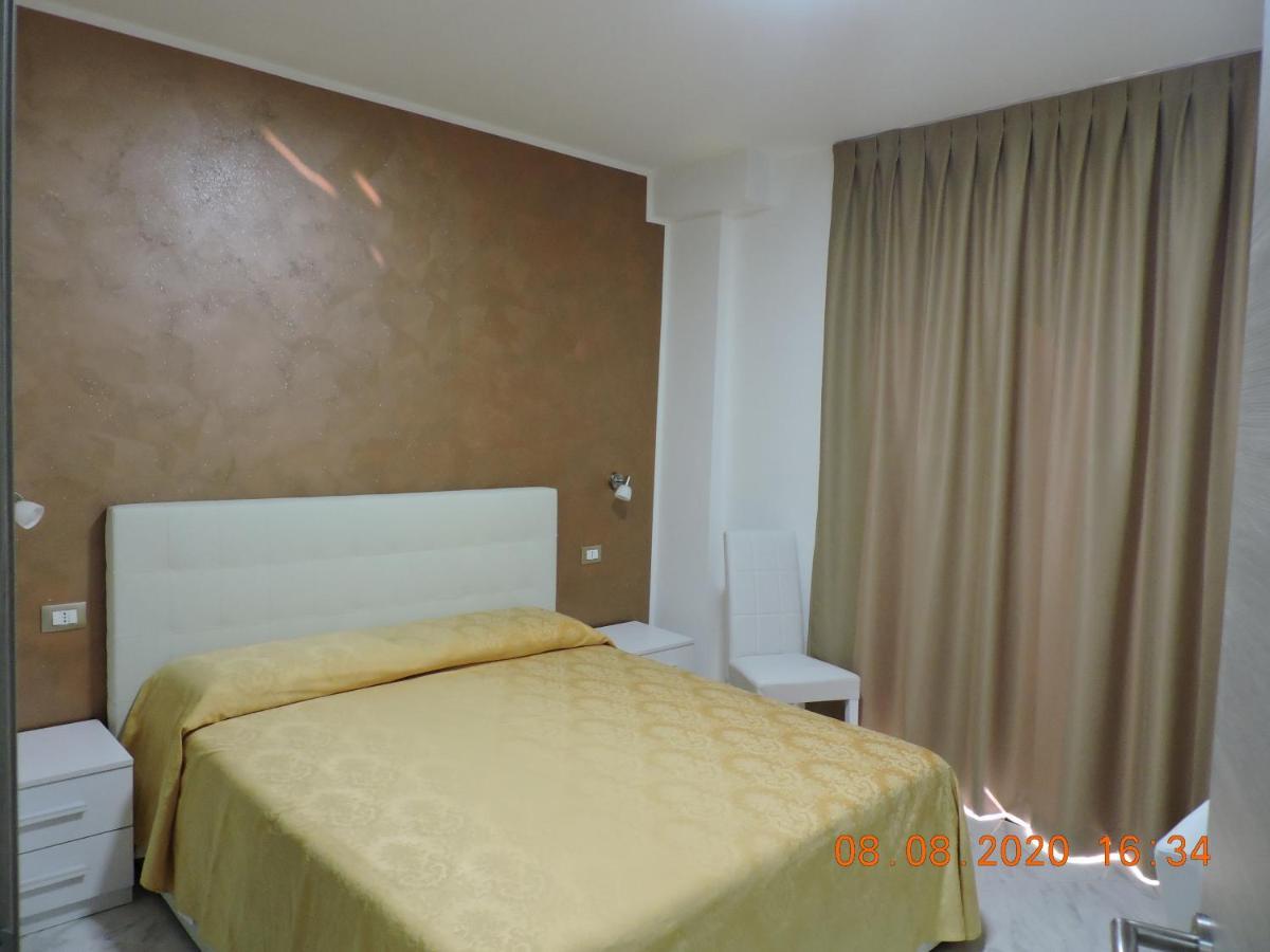 B&B Aquila Reale Portopalo Di Capo Passero Luaran gambar