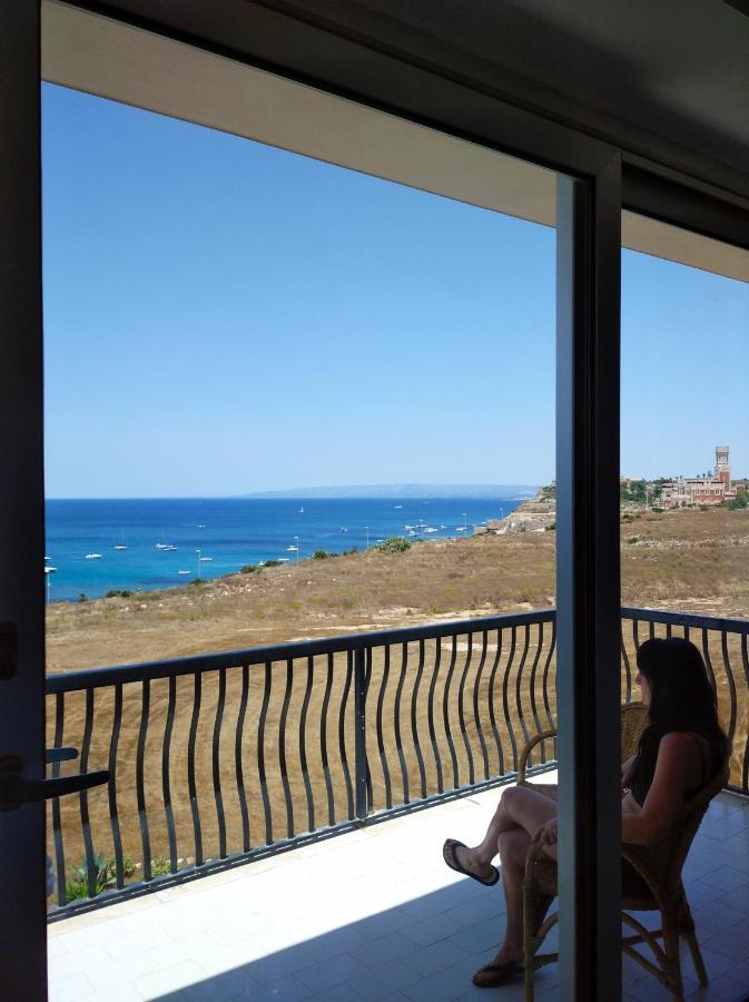 B&B Aquila Reale Portopalo Di Capo Passero Luaran gambar