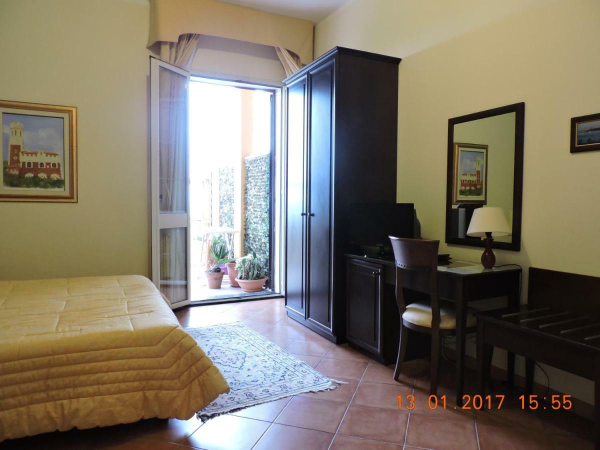 B&B Aquila Reale Portopalo Di Capo Passero Luaran gambar