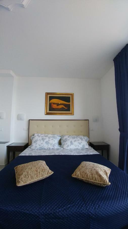 B&B Aquila Reale Portopalo Di Capo Passero Luaran gambar